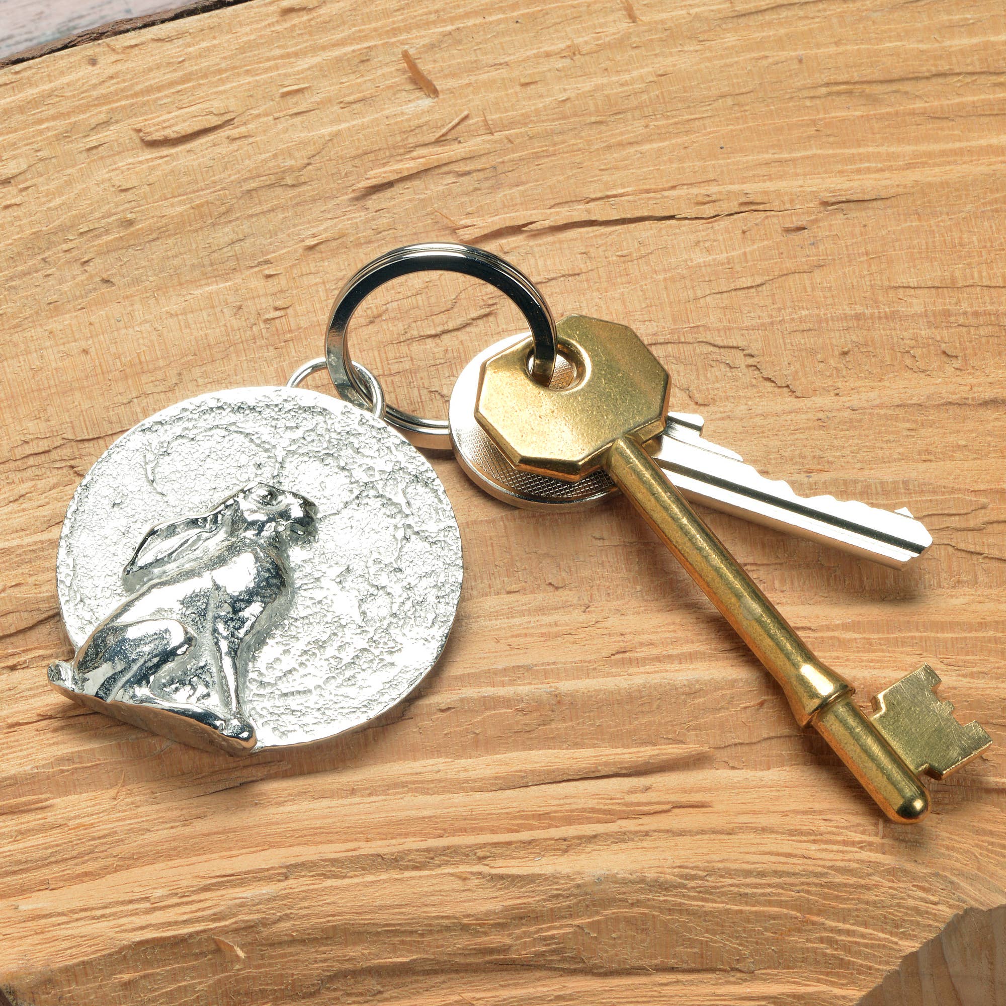 Moongazing Hare Pewter Keyring