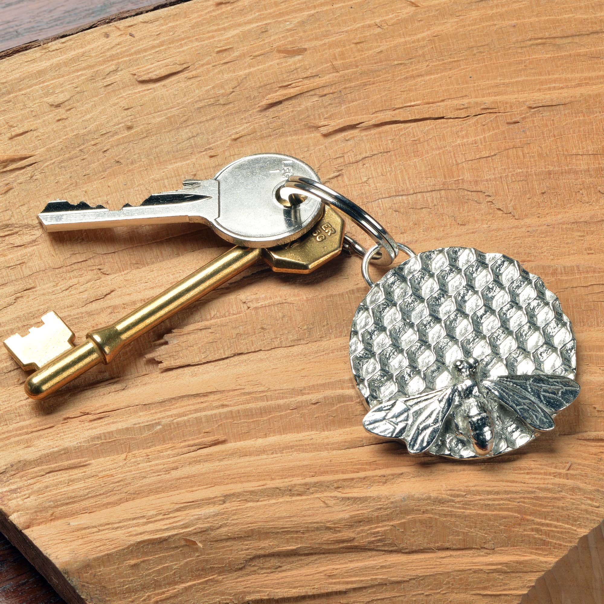 Bee Pewter Keyring