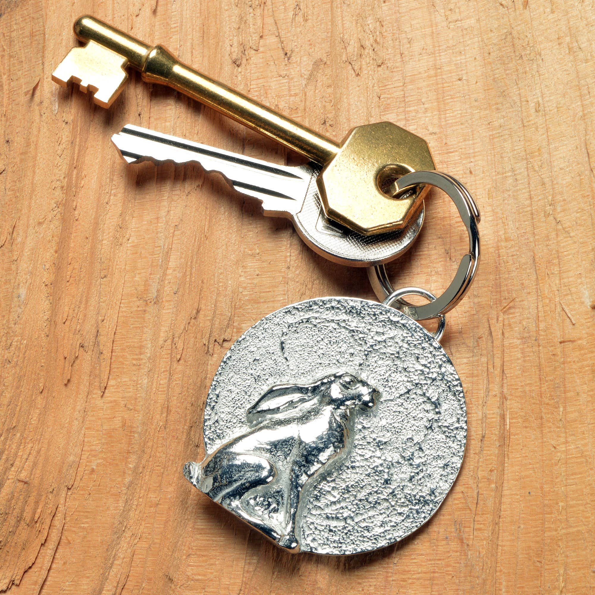 Moongazing Hare Pewter Keyring
