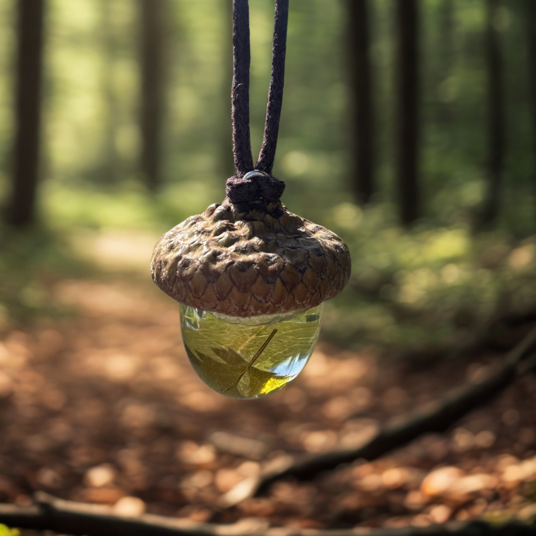 Rowan Terrarium Pendant
